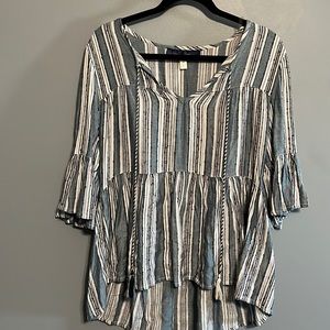 Flowy blue blouse